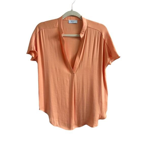 RESET Women's Small Orange Short Sleeve V-Neck Lightweight Slip On Blouse - Picture 3 of 15
